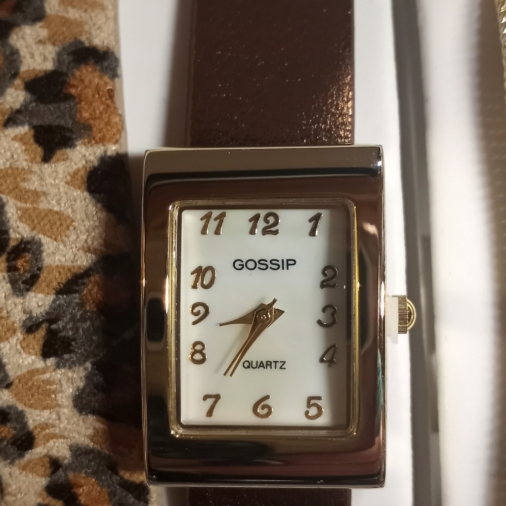 Women's Gossip Watch